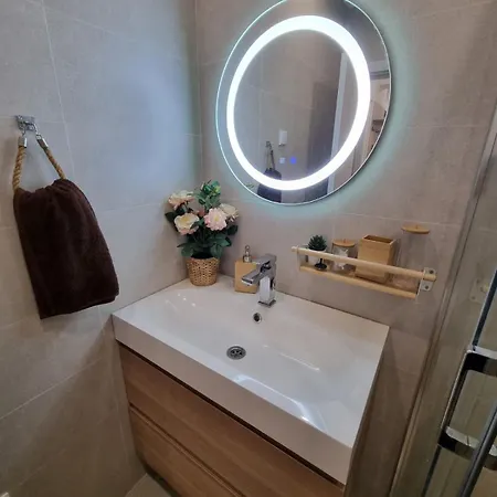 Polina - 2bd Next To Sea Garden With Parking Varna